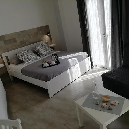 Dove Sorge Il Sole Bed and Breakfast Custonaci Exteriör bild