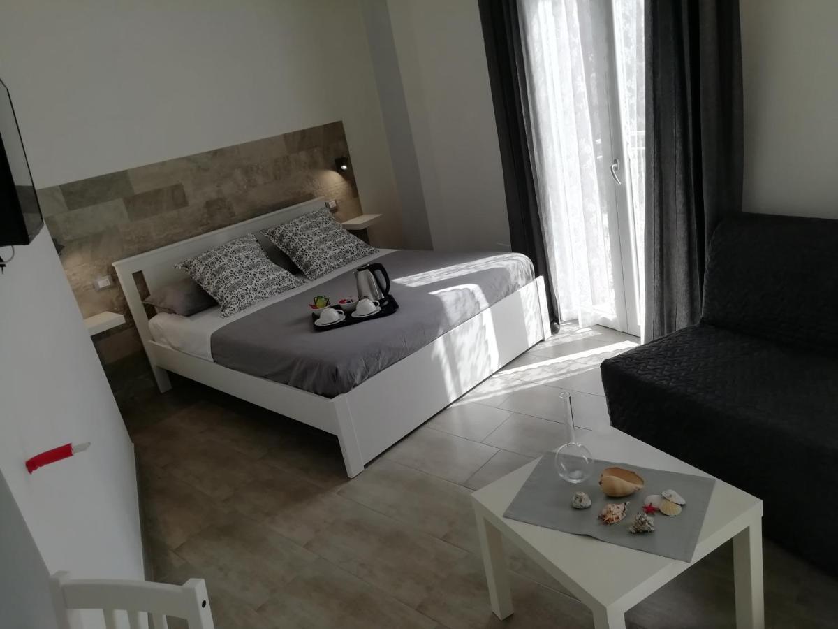 Dove Sorge Il Sole Bed and Breakfast Custonaci Exteriör bild