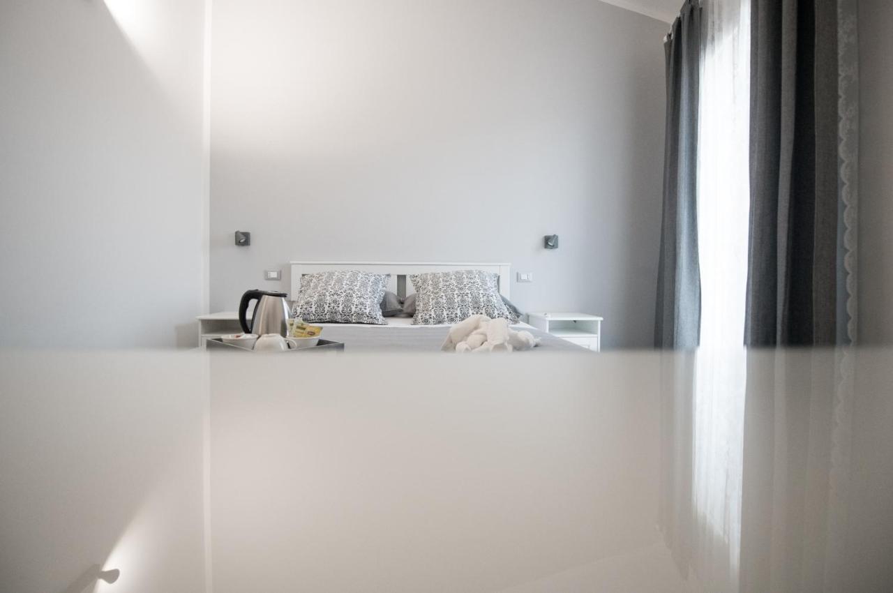 Dove Sorge Il Sole Bed and Breakfast Custonaci Exteriör bild